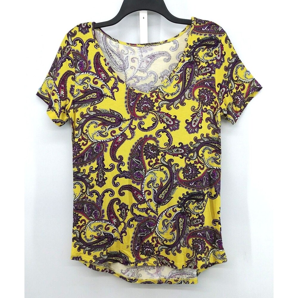 Como Vintage Shirt Womens Size PM Yellow Purple Paisley Short Sleeve V-Neck Top